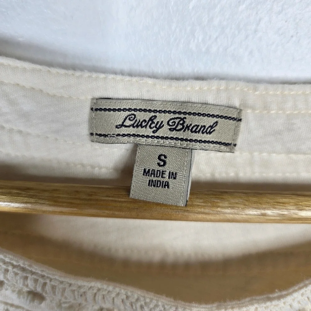 Lucky Brand Small Cream Crochet Trim 3/4 Sleeve Top Women's Blouse - Picture 4 of 4